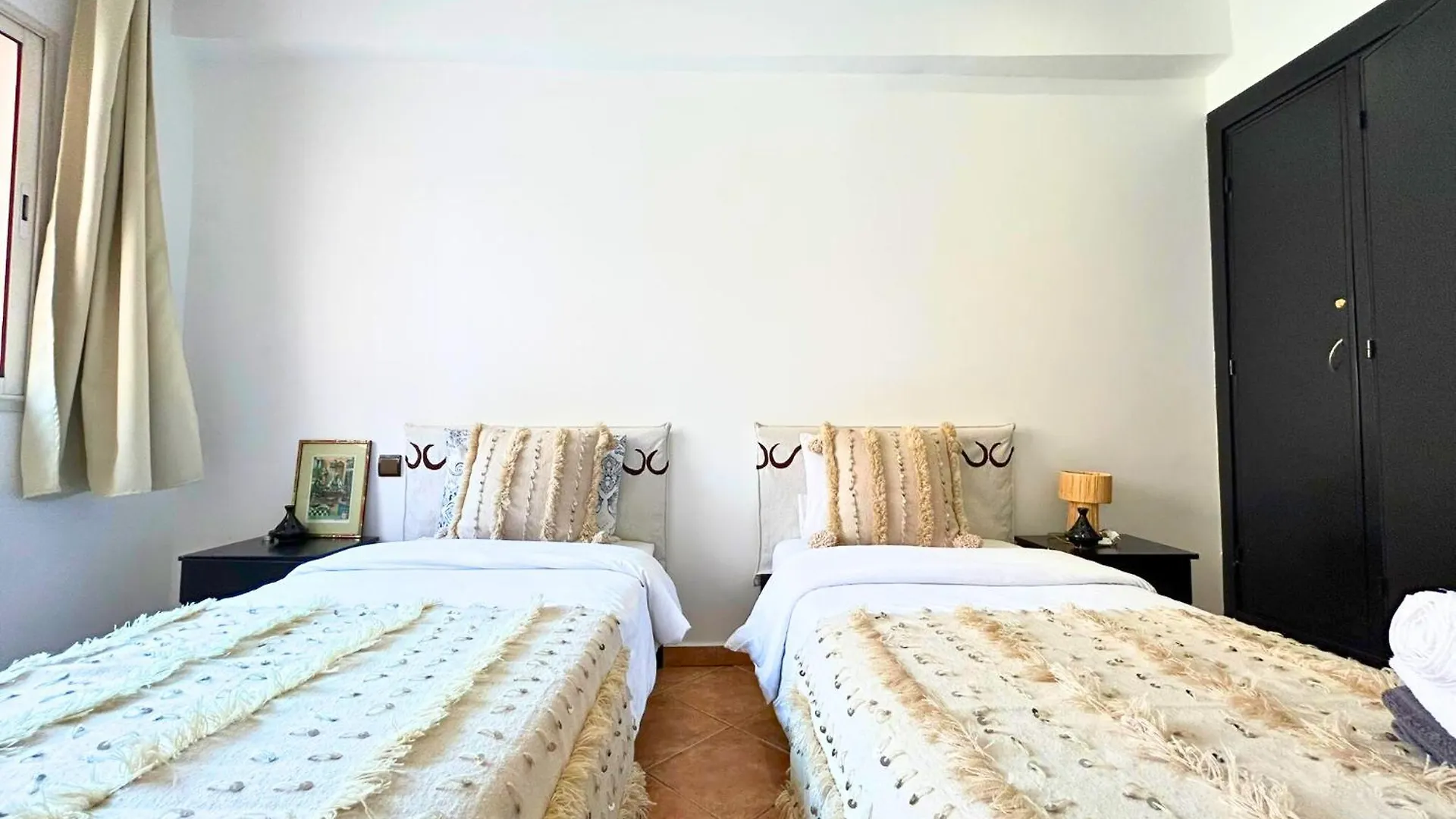 Apartamento Perle Au Coeur De Gueliz Avec Piscine Et 100M2 Marrakesh Marruecos